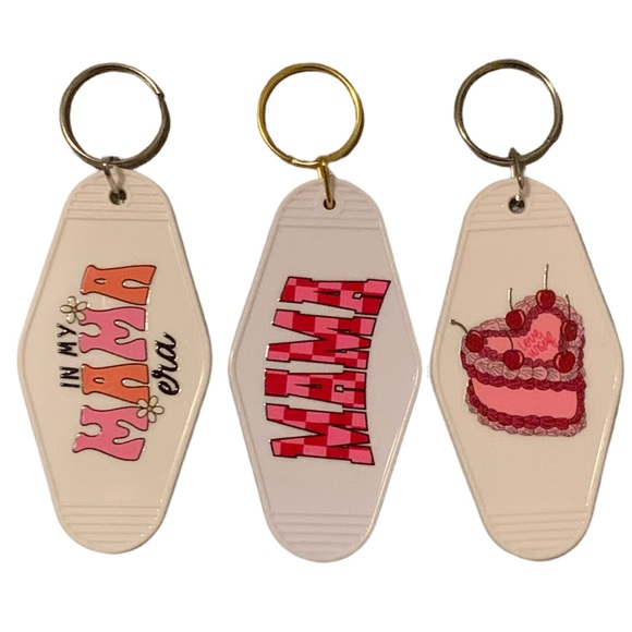 Motel Keychains - Picture 13 of 16